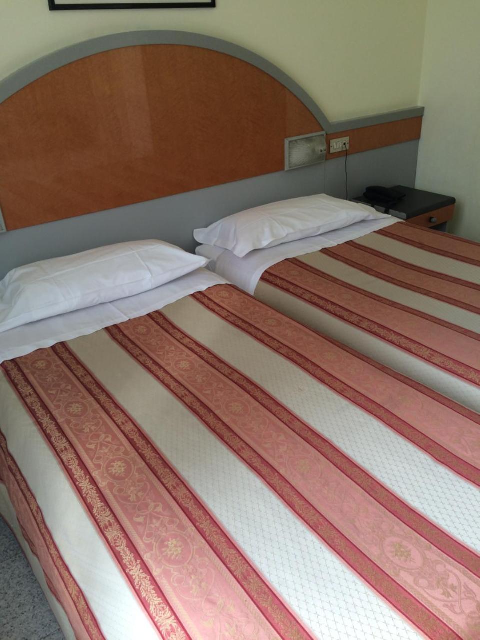 Hotel Mazzini เลโตยานนี ภายนอก รูปภาพ